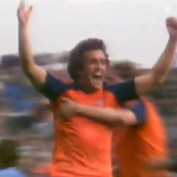 Raddy Antić. Maine Road. #OnThisDay in 1983! 🧡