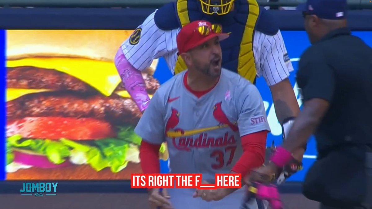 Cardinals manager Oli Marmol goes crazy after umpires miss four calls, a breakdown