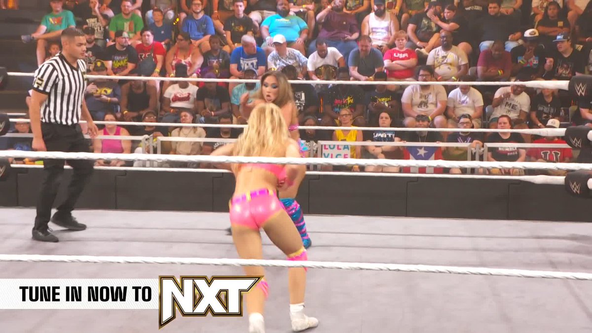 .Carlee Bright is showing out in her debut 😮‍💨 #WWENXT