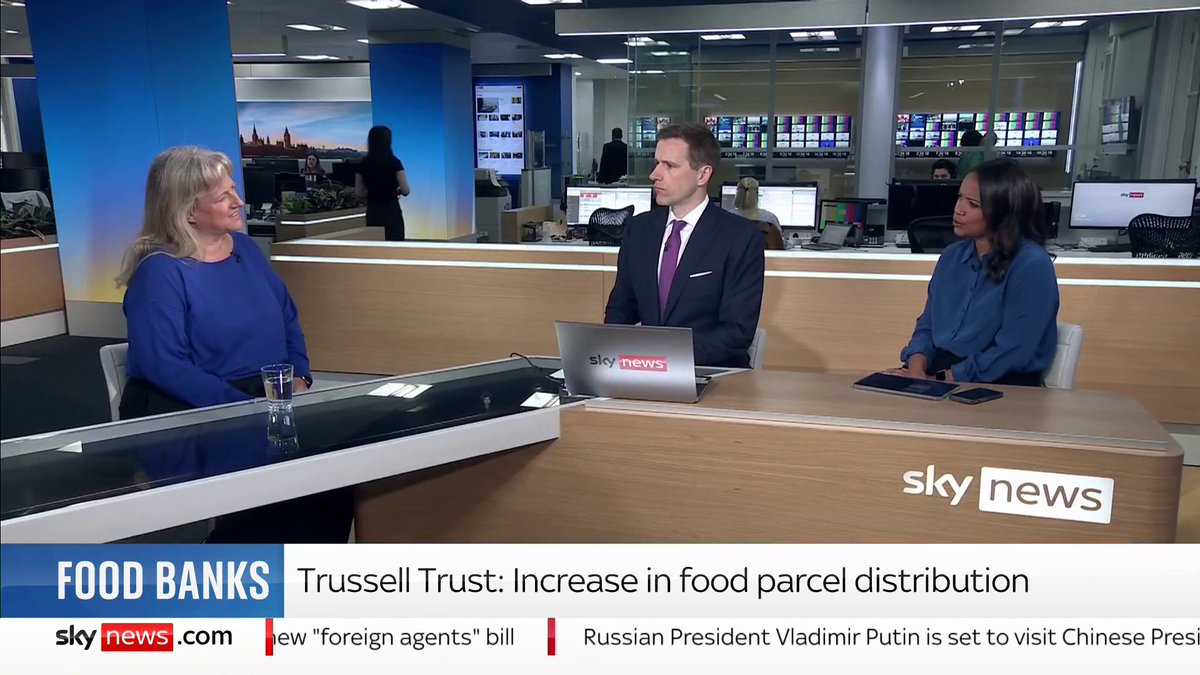 A record 3.1 million emergency food parcels have been handed out in just a year, according to The Trussell Trust. Chief exec of the charity, Emma Revie, says people are "not receiving enough income" to cover food costs. 📺 Sky 501, Virgin 602, YouTube