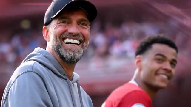Our official beer partner Carlsberg have collaborated with Erdinger Weissbräu to launch a special beer in celebration of Jürgen Klopp’s time at the club 🙌 #ad