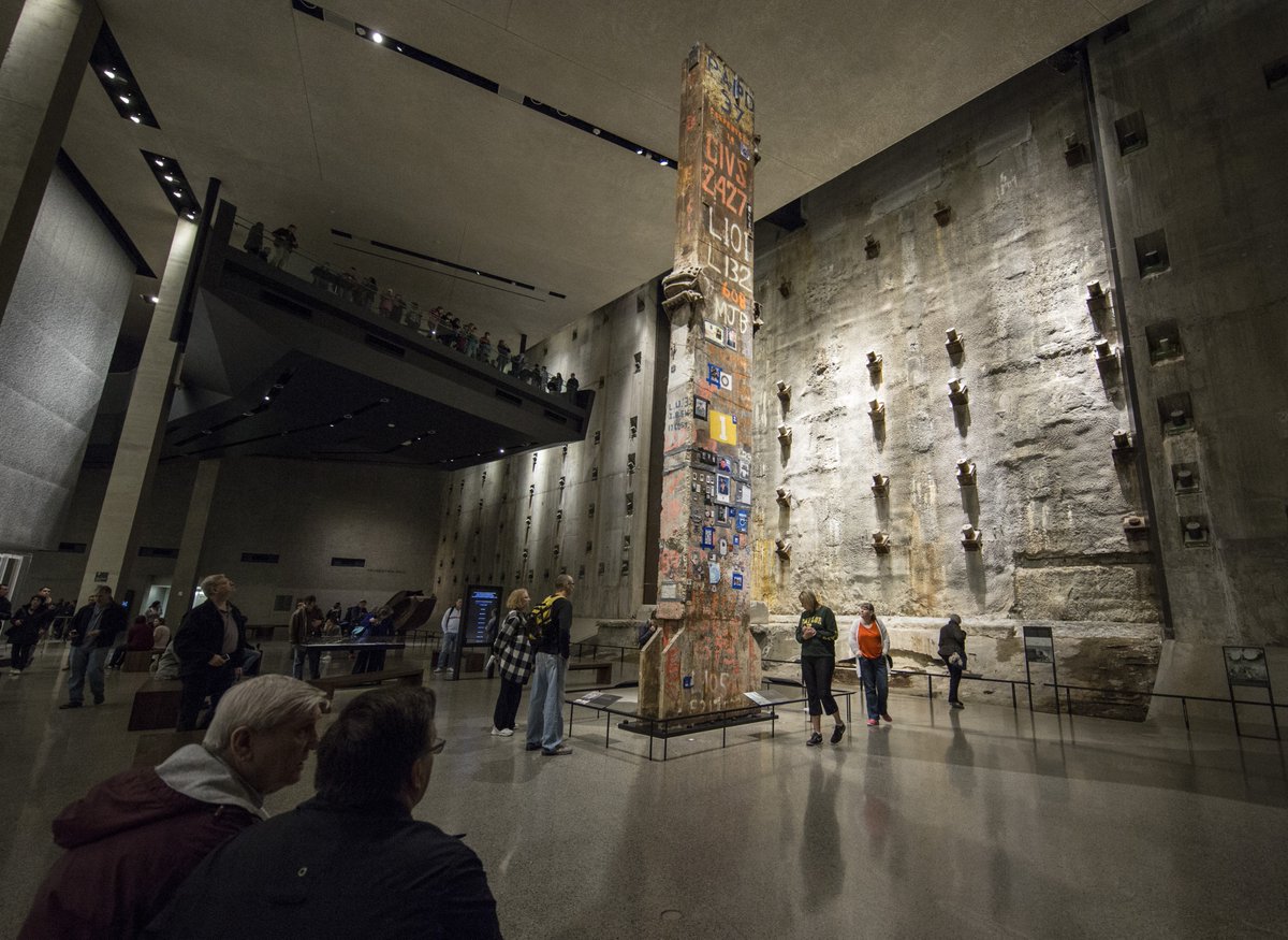 10 years ago today I joined 9/11 families, rescue & recovery workers, & survivors to dedicate the 9/11 Memorial & Museum Museum. I hope you'll join me in visiting the #911museum, which will offer free admission to New Yorkers on the first Monday of each month starting June 3.