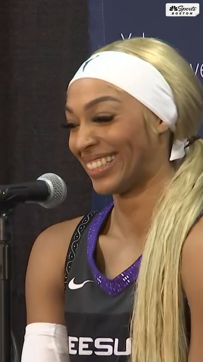 "This is the expectation, this is the standard" Dijonai Carrington on her defensive performance last night vs. Caitlin Clark