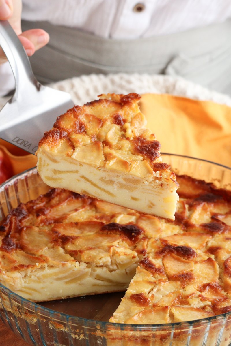 Tarta de Manzana Húmeda, fácil e ideal para disfrutar estos días ❤️ Receta: