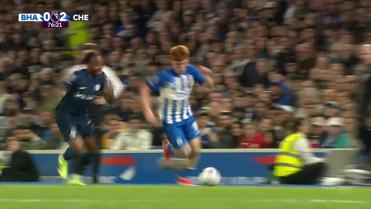 El Colo Barco hizo amonestar a Raheem Sterling y se ganó los aplausos del Brighton. 📺 Mirá la #Premier por #StarPlusLA