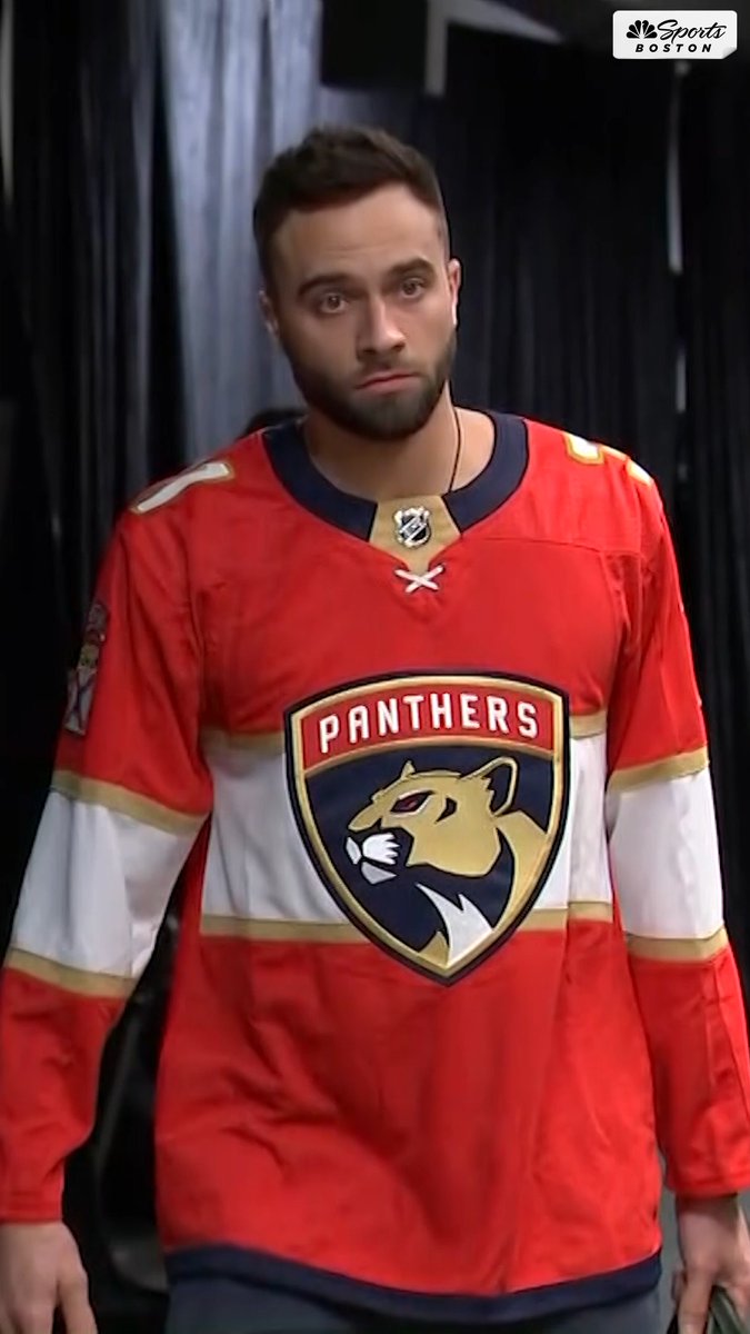 Chicago native Max Strus enters TD Garden (down 3-1) wearing Florida Panthers jersey after they lost to the Boston Bruins last night.