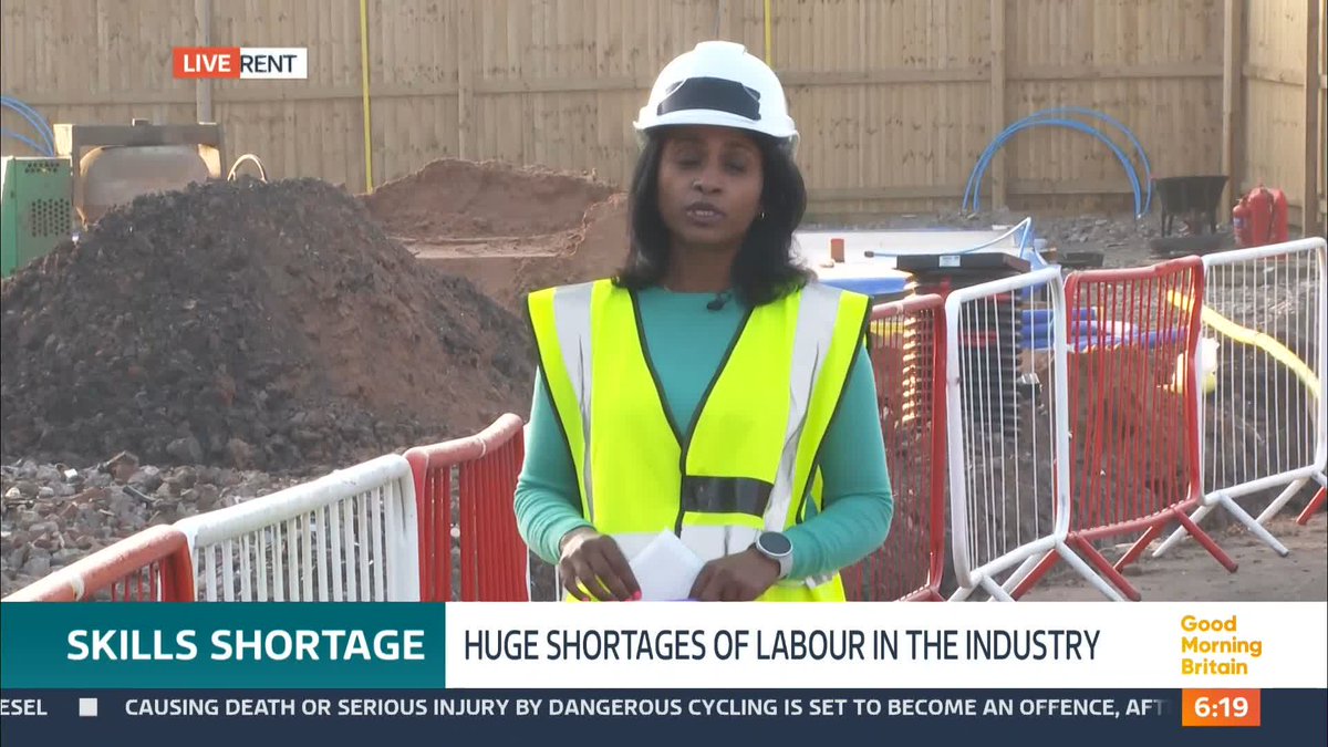 Nearly half a million people in the UK have to wait more than a year to get a builder and nearly 300,000 of us are waiting more than 12 months to get our roofs fixed. New figures given exclusively to GMB reveal huge shortages of labour in the construction industry.