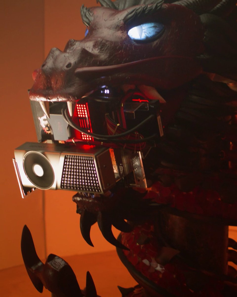 🐉🔥 New GeForce Garage Build 🔥🐉 Powered by an MSI GeForce RTX 4080 SUPER EXPERT, this Year of the Dragon PC by TAG Mods is breathtaking!