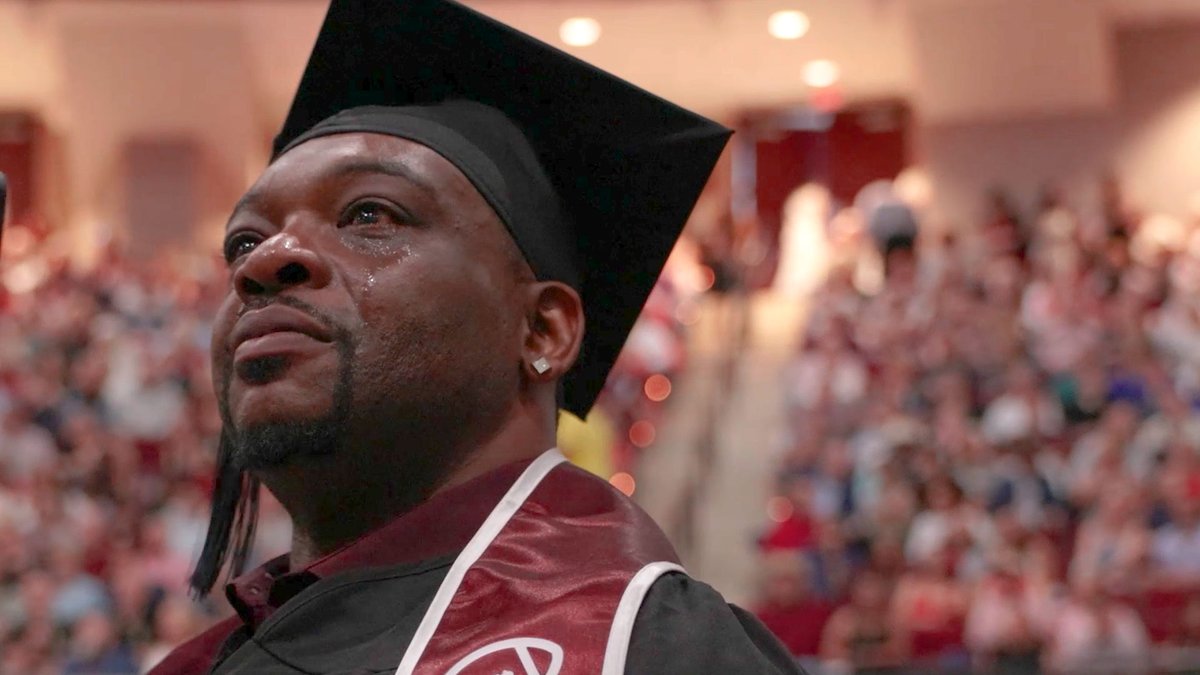 𝐀 𝐏𝐫𝐨𝐦𝐢𝐬𝐞 𝐊𝐞𝐩𝐭. Ja’Mar Toombs, a bruising fullback on RC Slocum’s teams, crossed the stage last Friday--earning his degree from Texas A&M University and fulfilling a promise. #TAMUGrad #GigEm