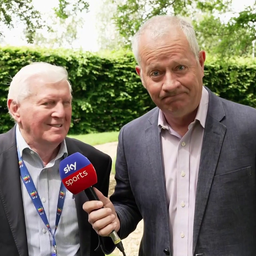 Brian Pullman secretly hints his favourite manager during his time at Chelsea 👀🍪