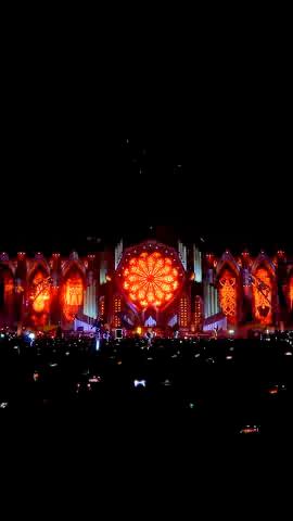 Welcome to #kineticFIELD! ✨ 10 years later, the Cathedral has returned in a grand new way — uniting past and present. 💫 We hope some of you feel the nostalgia this weekend and that all of you create new memories that last a lifetime. ✨🌼