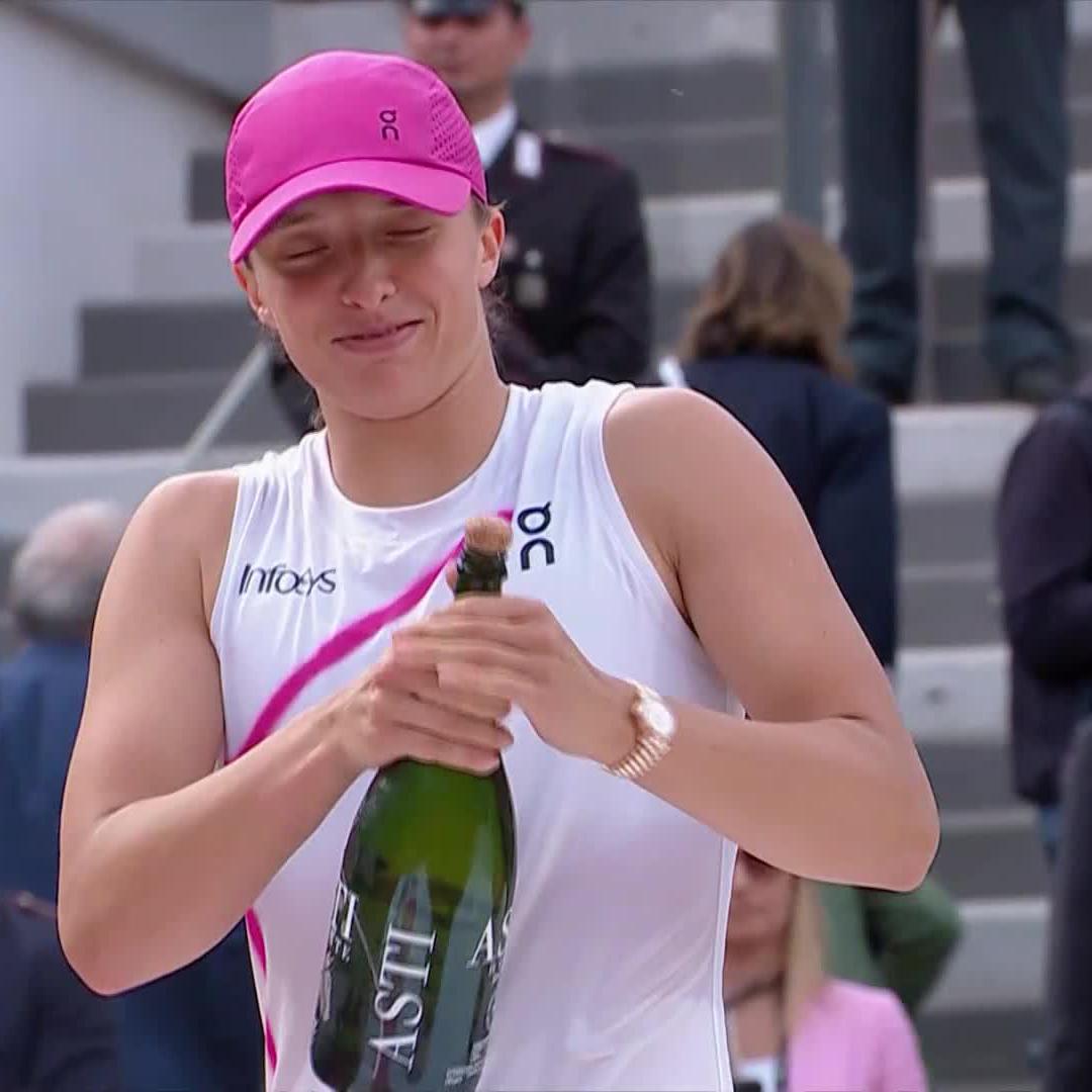 Spray time Iga Świątek | #IBI24
