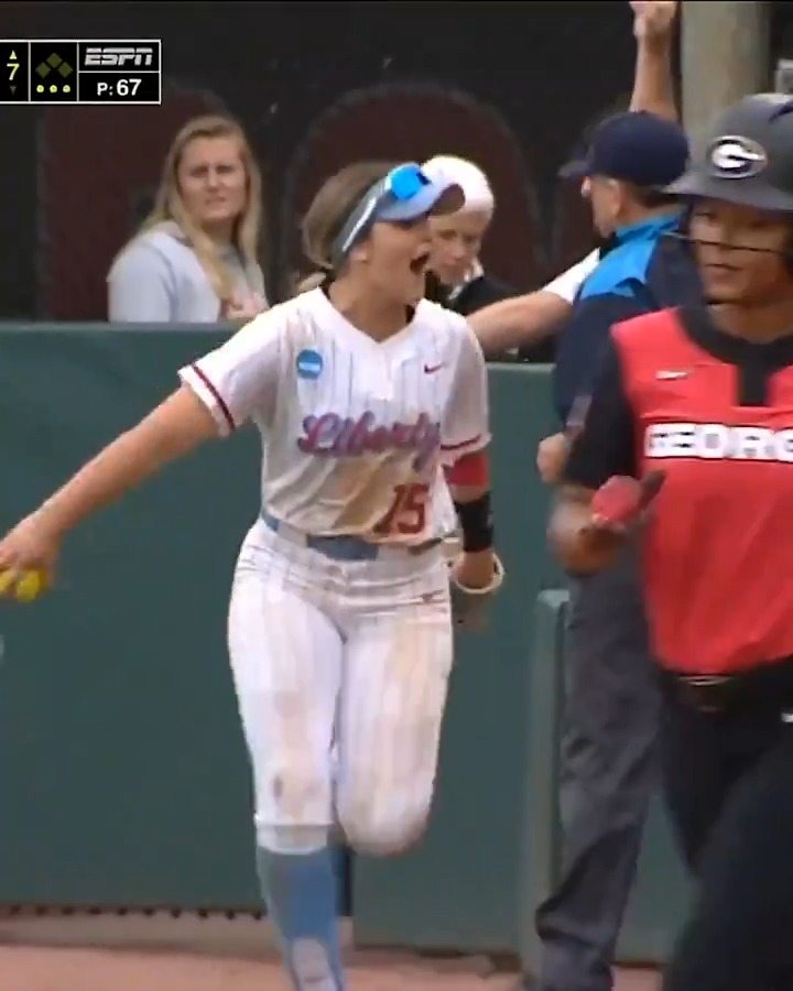 UPSET COMPLETE 🔥 Liberty Softball drops (11) Georgia, 7-3, to advance to Sunday's Regional Final in Athens. #RoadToWCWS x 🎥 ESPN+