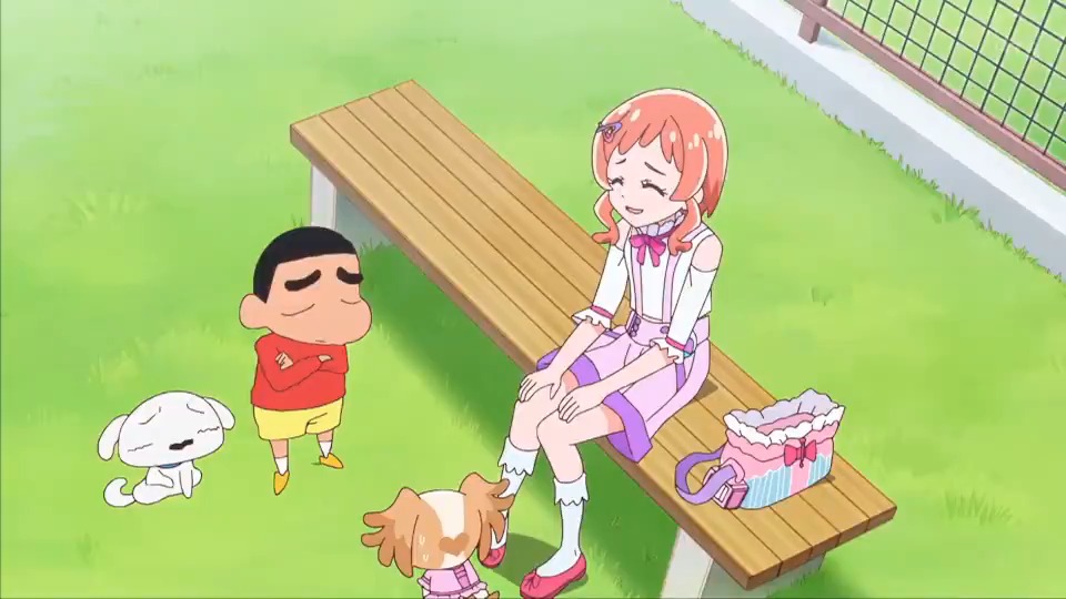 シロはしんちゃんに振り回されてるおかげで一人で散歩できる上におつかいまでできるくらい賢いからなぁ #precure #わんぷり #クレヨンしんちゃん