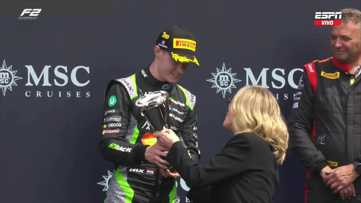 Histórico! Joshua Duerksen 🇵🇾 quedó 3° en el Gran Premio de Imola en la Fórmula 2. Es el primer podio para Paraguay en la categoría. Así lo celebró 👇