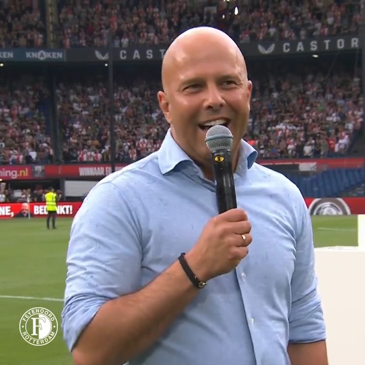 ‘Ik ben ontzettend dankbaar voor de herinneringen die ik bij deze geweldige club gemaakt heb’