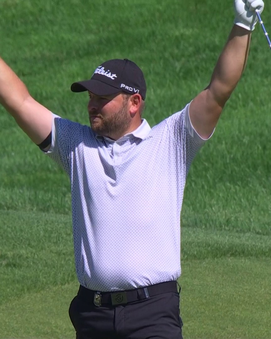 HOLE OUT EAGLE 🤩 No putter required for Jordan Smith at the 13th 💪 #PGAChamp
