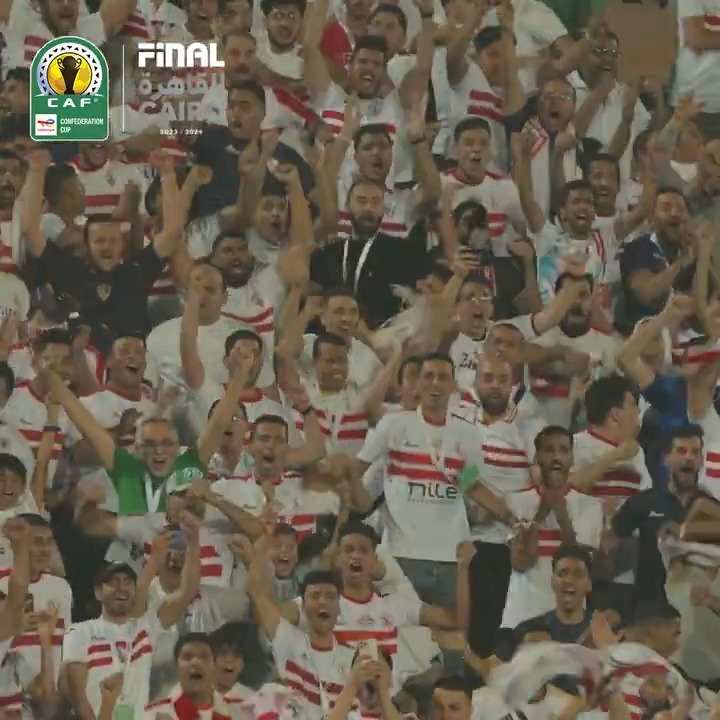 ترقب ثم فرحة 🤩 جماهير الزمالك لحظة تسجيل فريقها هدف التقدم ⚪️🏹 #TotalEnergiesCAFCC | #ZSCRSB