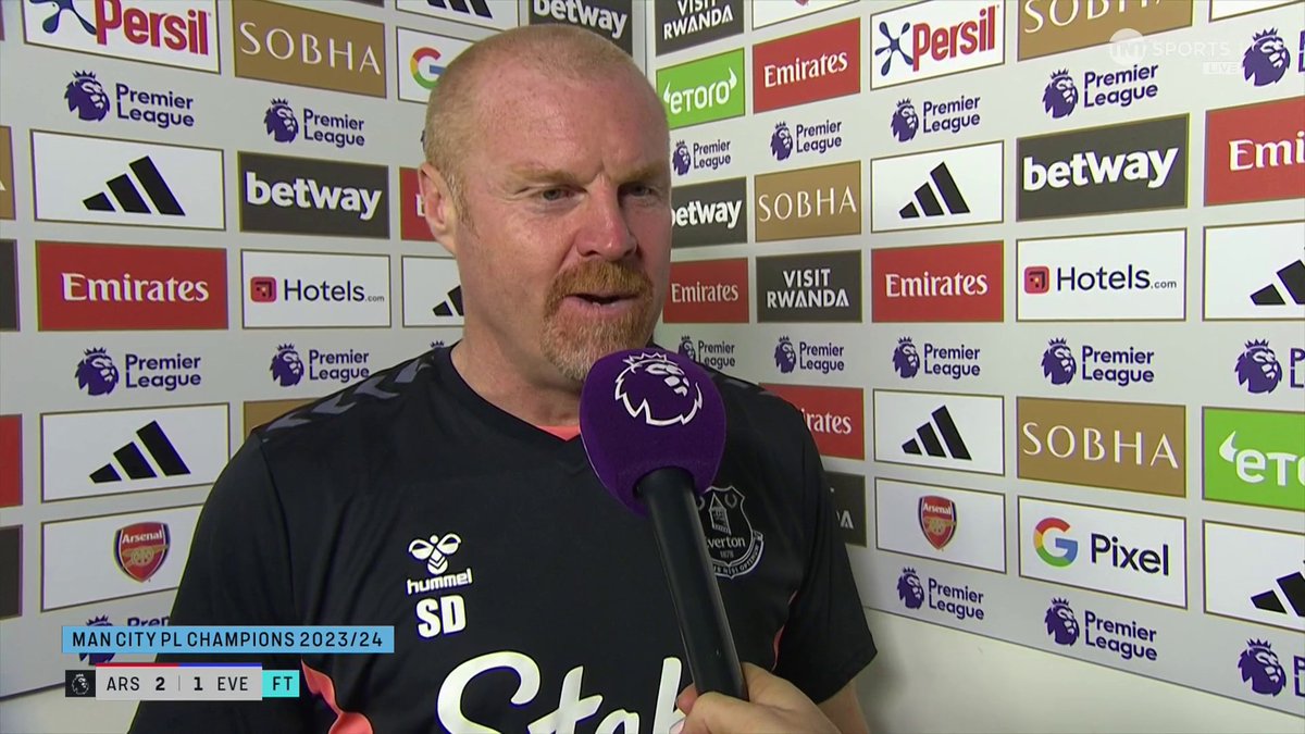 "The referee's decision changed the game and I couldn't believe it myself..." Sean Dyche highlights the obscurity around the handball rule after Everton's late defeat to Arsenal... 📺 TNT Sports &amp; discovery+ UK