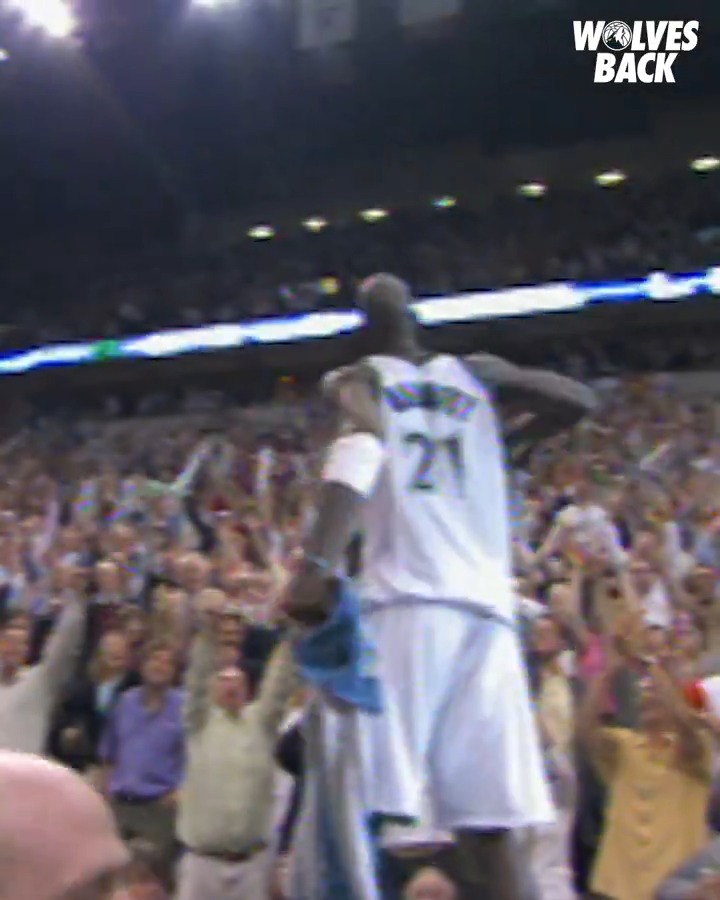 OTD 20 years ago, the Wolves won their first ever Game 7 to advance to the Western Conference Finals. 👀