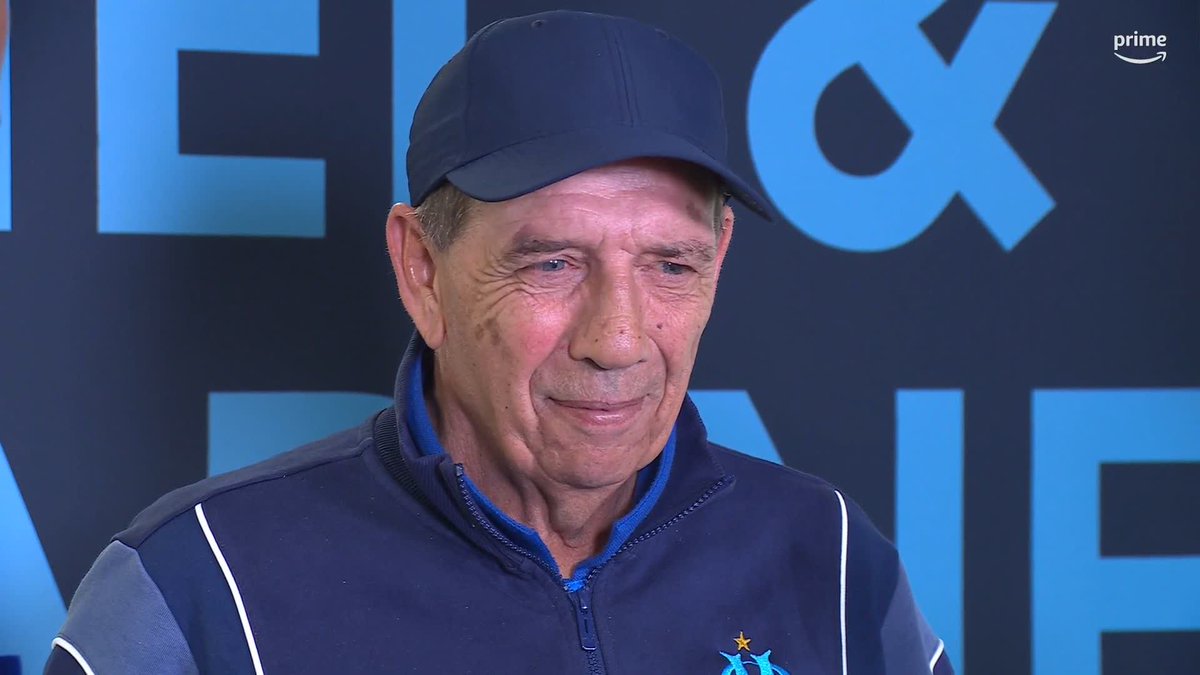 L’émotion de Jean-Louis Gasset 🇫🇷 après le dernier match de sa carrière ! 🥹 Merci pour tout et bonne retraite à vous papy ! 🧢💙 #TeamOM | #HACOM