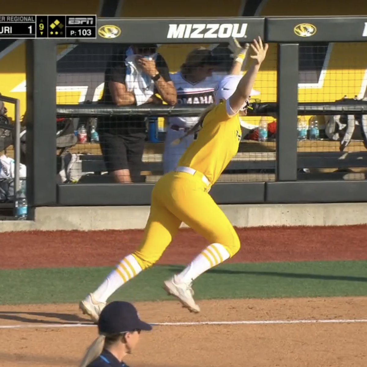 M-I-Z 🚨 TIGERS WALK IT OFF IN THE 9TH! Mizzou Softball x NCAA Softball
