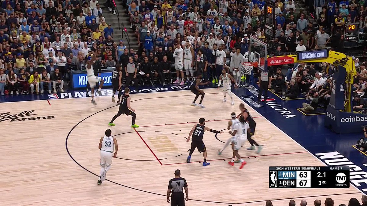 Ant-Man closes out the 3Q with a bang on both ends! 🐜
