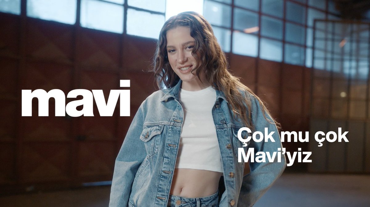 Serenay ile #BirazJEANmiKonuşsak 💬👖💙 Serenay Sarıkaya Başrolde Serenay ve Mavi Jean’ler: Miami, Rockstar, Taylor, Fuji, Siena, Sky, Maria, Star, Victoria, New York, Viola Müzik: Peggy Gou – Starry Night #SerenaySarıkaya