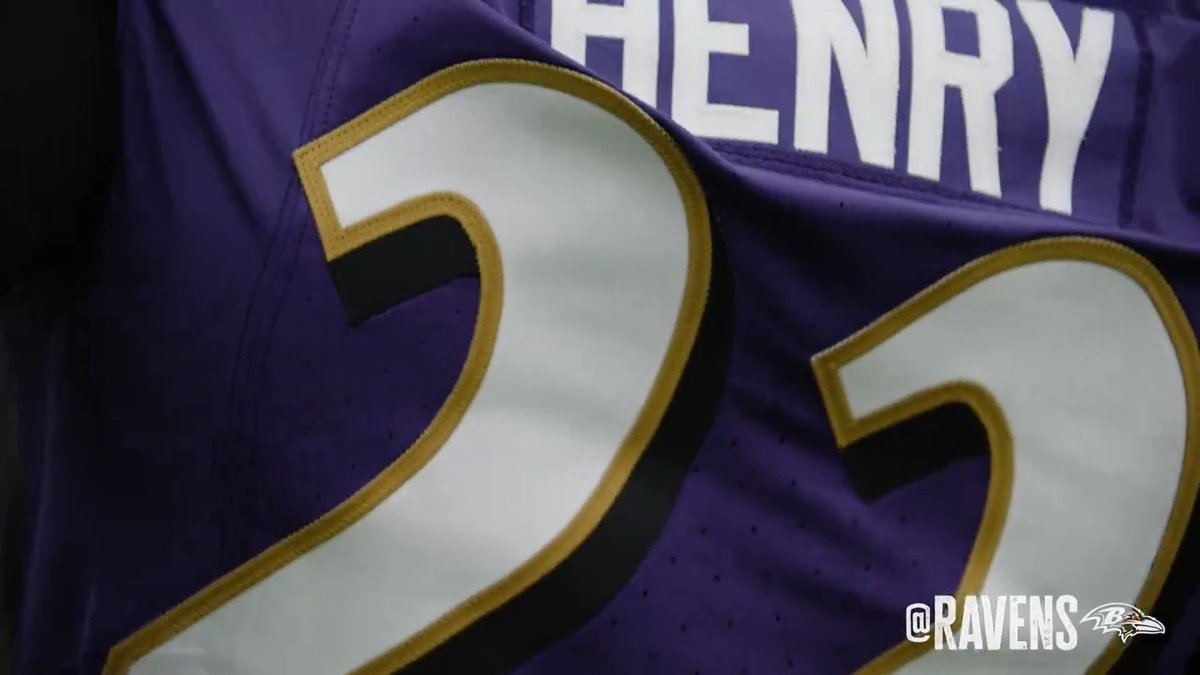 Making that purple and black look regal 🔥 Derrick Henry 