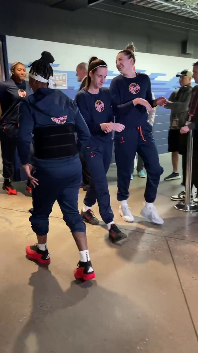 The Indiana Fever are ready for their opening night rematch vs. the Connecticut Sun 👏 📺 NOW on ESPN