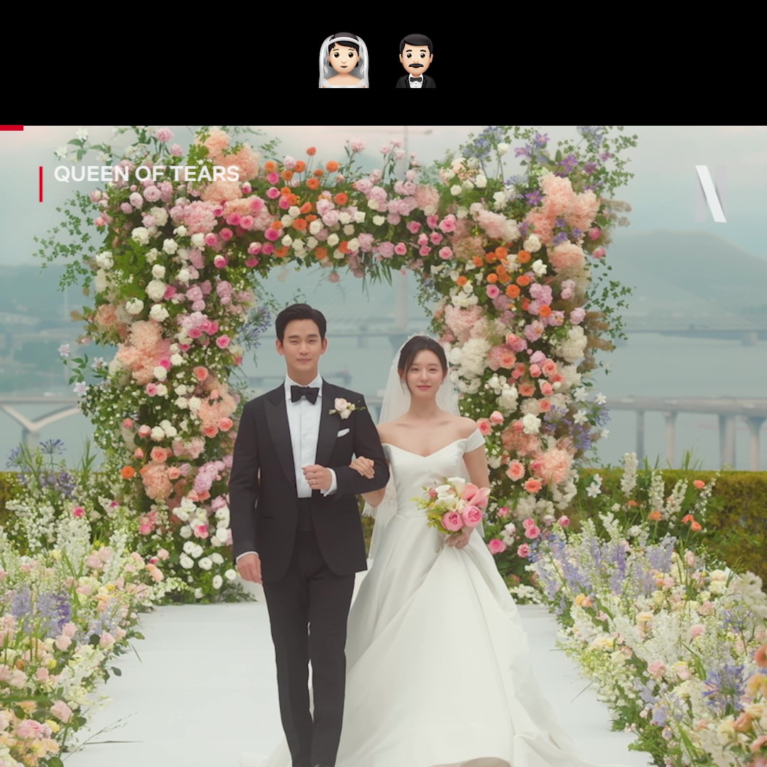 *in documentary voice* Here we observe couples performing the kiss, fight, and make-up cycle 🎬 #QueenofTears 🎬 #MyDemon #couplesday #KimSoohyun #KimJiwon #SongKang #KimYoujung #Netflix