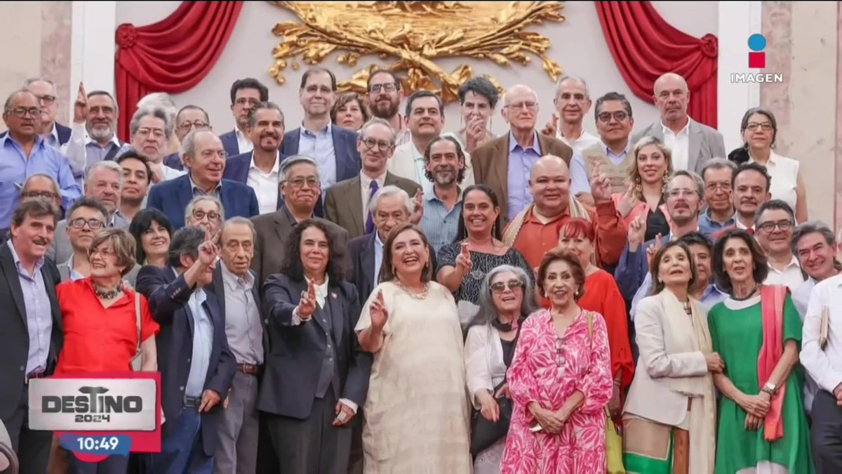 .Xóchitl Gálvez Ruiz recibió el apoyo de más de 250 intelectuales y académicos. Entre ellos el ingeniero Francisco Barnés de Castro, la escritora @magamastretta, el historiador Enrique Krauze y Héctor Aguilar Camín. El encargado de leer el manifiesto fue el antropólogo Roger Bartra: