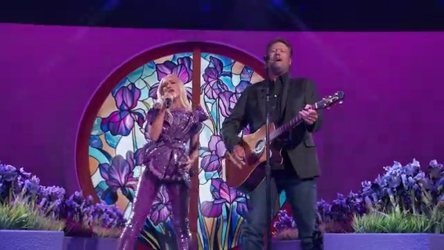 🪻🪻 We're only seeing "Purple Irises" after @BlakeShelton and @GwenStefani's #ACMawards performance! 🪻🪻 Catch up and watch the 59th Academy of Country Music Awards now on Prime Video →