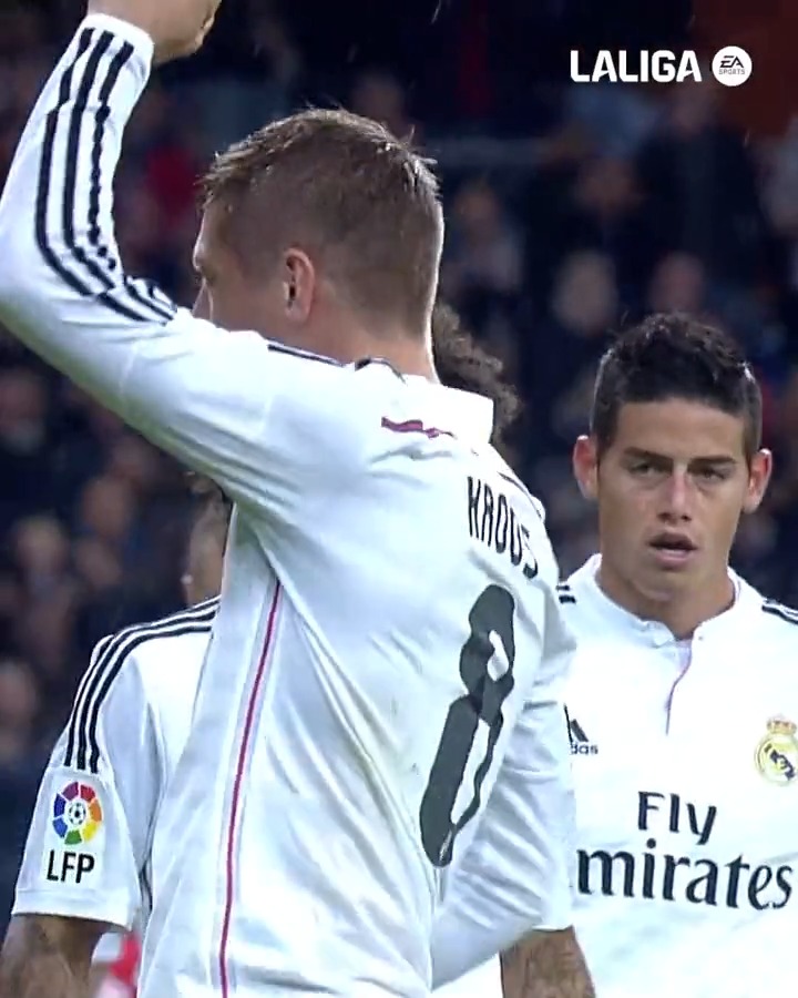 Toni Kroos first goal was assisted by Cristiano Ronaldo. This is how his story began.