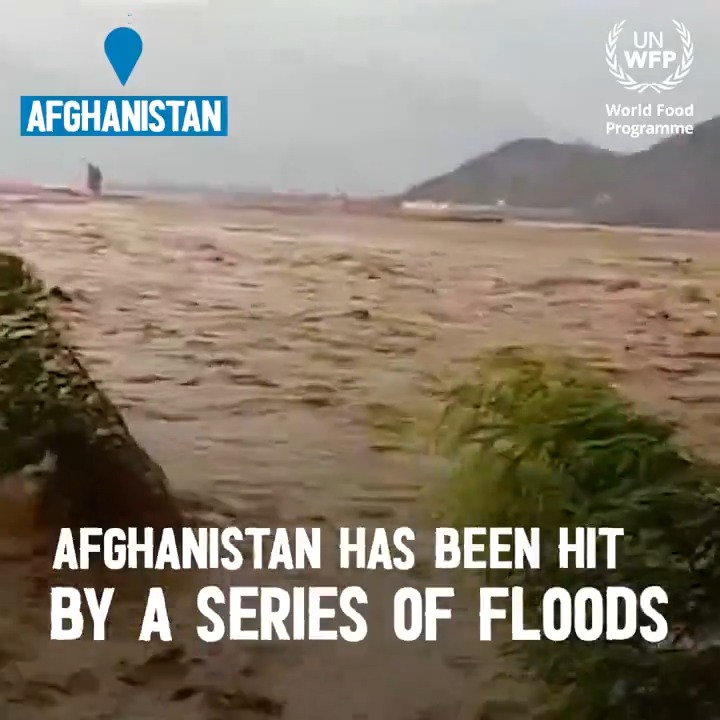 The floods in #Afghanistan have swept away lives and livelihoods across multiple provinces. But these two communities in Nangarhar and Baghlan provinces were protected, saving over 870 families and 670 hectares of land.