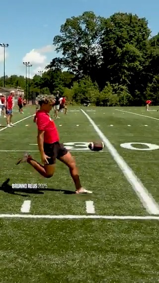 Puner/Kicker Brunno Reus (2025) may have had one of the best overall drill work and competition sessions of the Kohl's National Showcase Tour. #KohlsShowcase // ๐ Atlanta, GA