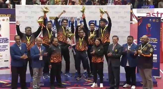"Hujan emas di negeri sendiri" Tahniah kepada satu lagi pasukan negara bagi sukan Sepak Takraw - JUARA DUNIA bagi kategori Men's Regu - Premier #ISTAF2024