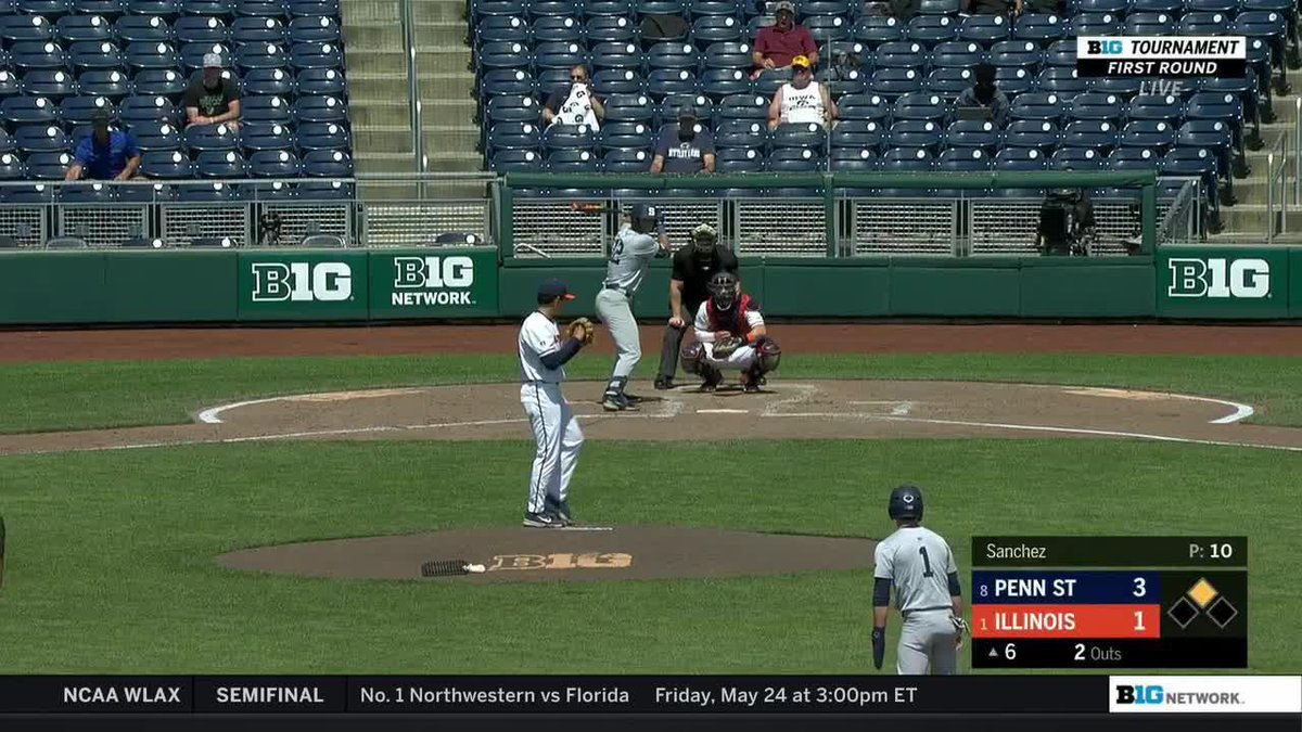 Adam Cecere!!! He goes 419 feet to center for a two-run shot! M6 | PSU 5, ILL 1 #WeAre