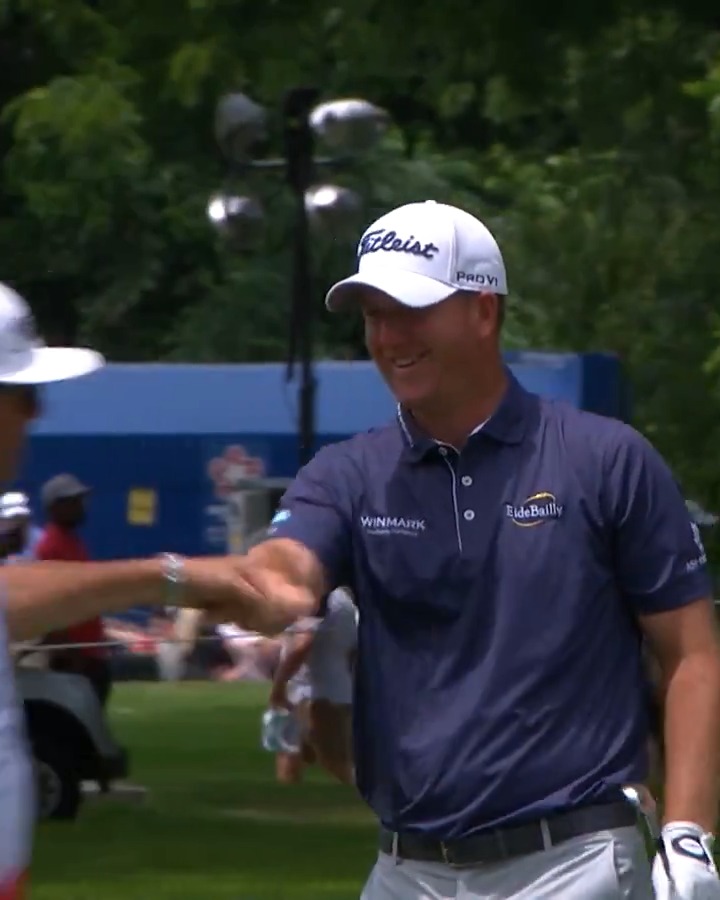 SLAM DUNK! Tom Hoge hooped this one last year Charles Schwab Challenge 🔥 #TOURVault