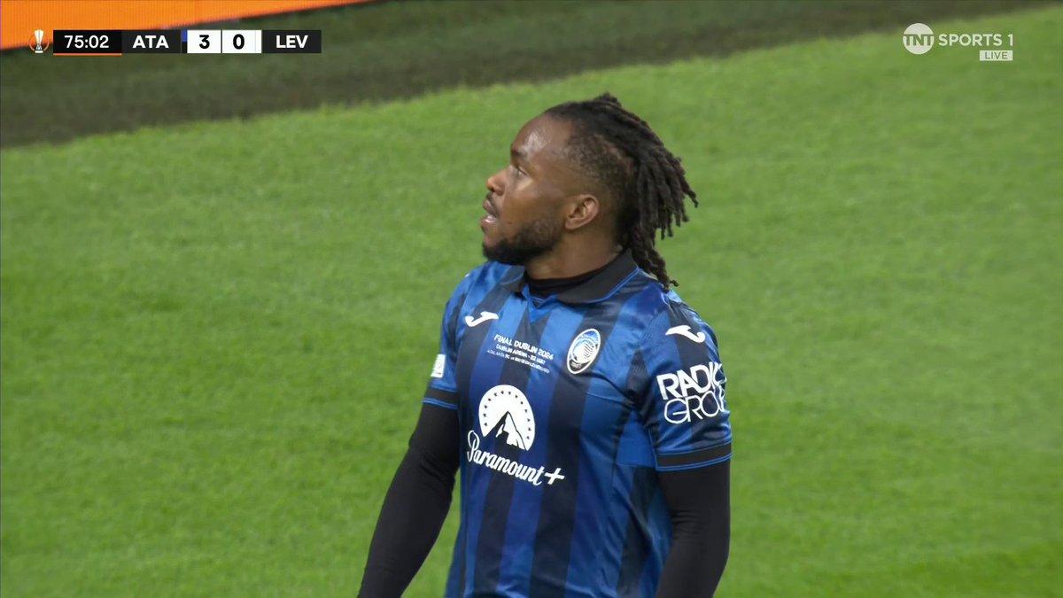 A HAT-TRICK FOR LOOKMAN IN THE FINAL! TAKE A BOW 👏 📺 Watch the #UELfinal live on TNT Sports &amp; discovery+ UK