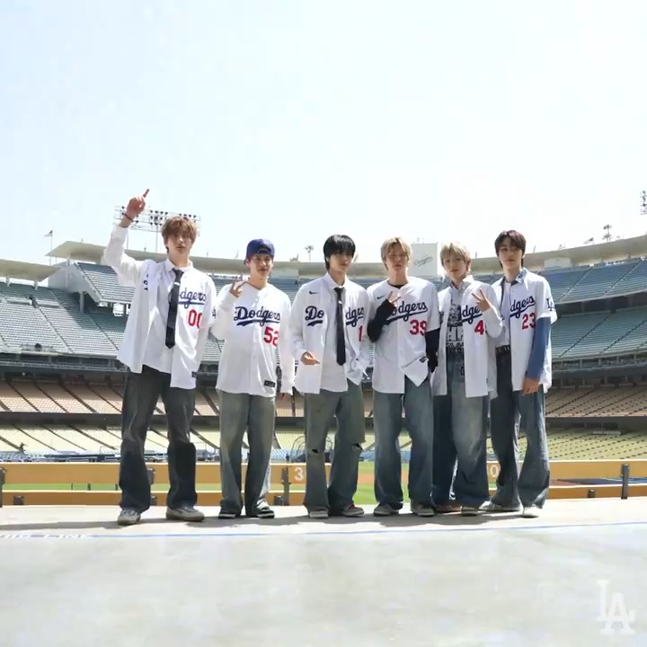 You ready, LA? Be in your seats before 6:30pm to see RIIZE perform in the Left Field cutout for Korean Heritage Night!