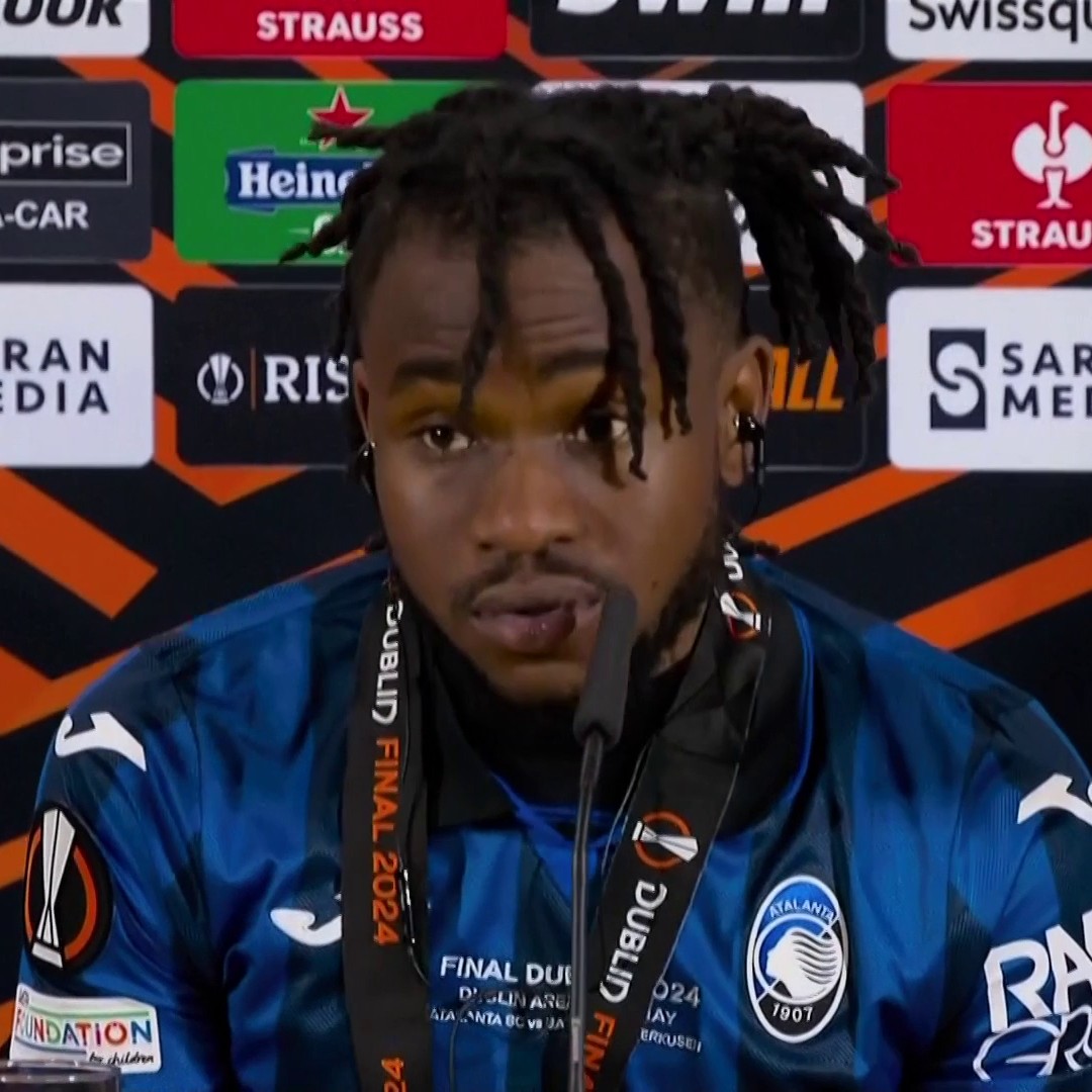 Atalanta winger Ademola Lookman reacts to his trophy-winning hat-trick against Bayer Leverkusen 💭