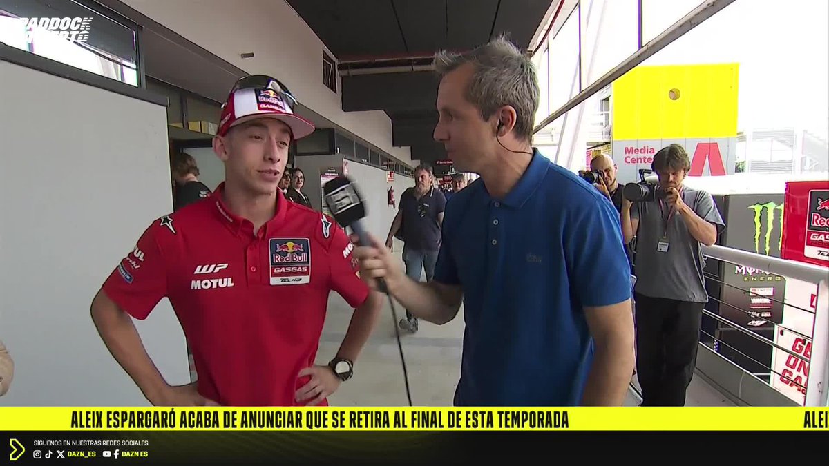 🗣️ “Voy a aguantarme que a mí no me mola este rollo. Necesitamos más gente como él y no como el c** de su hermano” Pedro Acosta es el número 1 🤣🤣🤣🤣🤣🤣 #CatalanGP 🇪🇸 #MotoGP 🏁