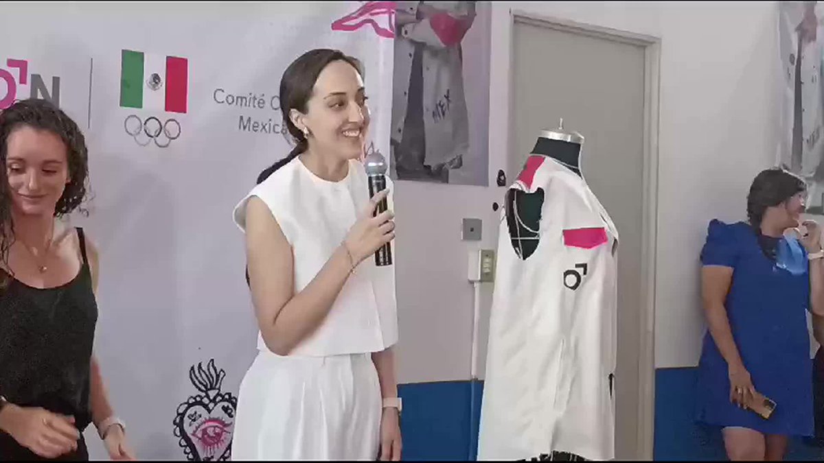 ¿POR QUÉ EL ÁNGEL DE LA INDEPENDENCIA? ¿CUÁLES DON LOS DETALLES? 🇲🇽 Marijose Rivera, diseñadora de Victoria Alada, nos cuenta en qué se inspiró para el uniforme de Gala en París 2024 👀 Men's Fashion #CentralFOX