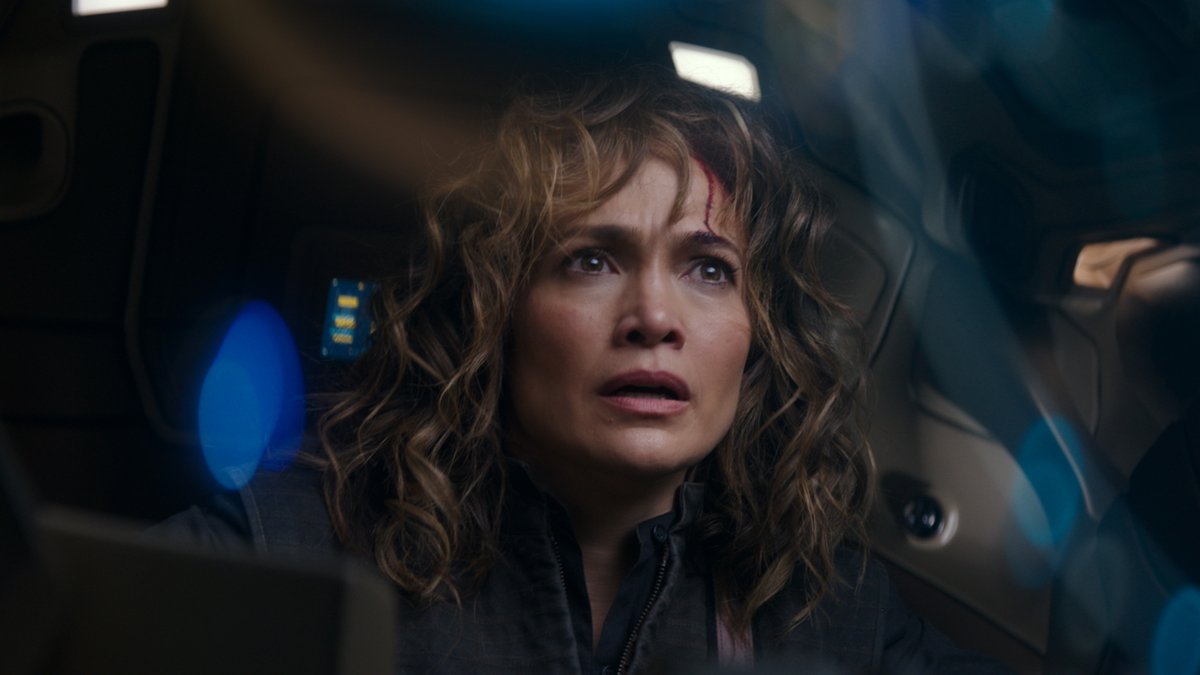 Netflix映画『アトラス』本日配信開始！ ジェニファー・ロペス出演。 人類の未来は、彼女に託された。 #アトラス
