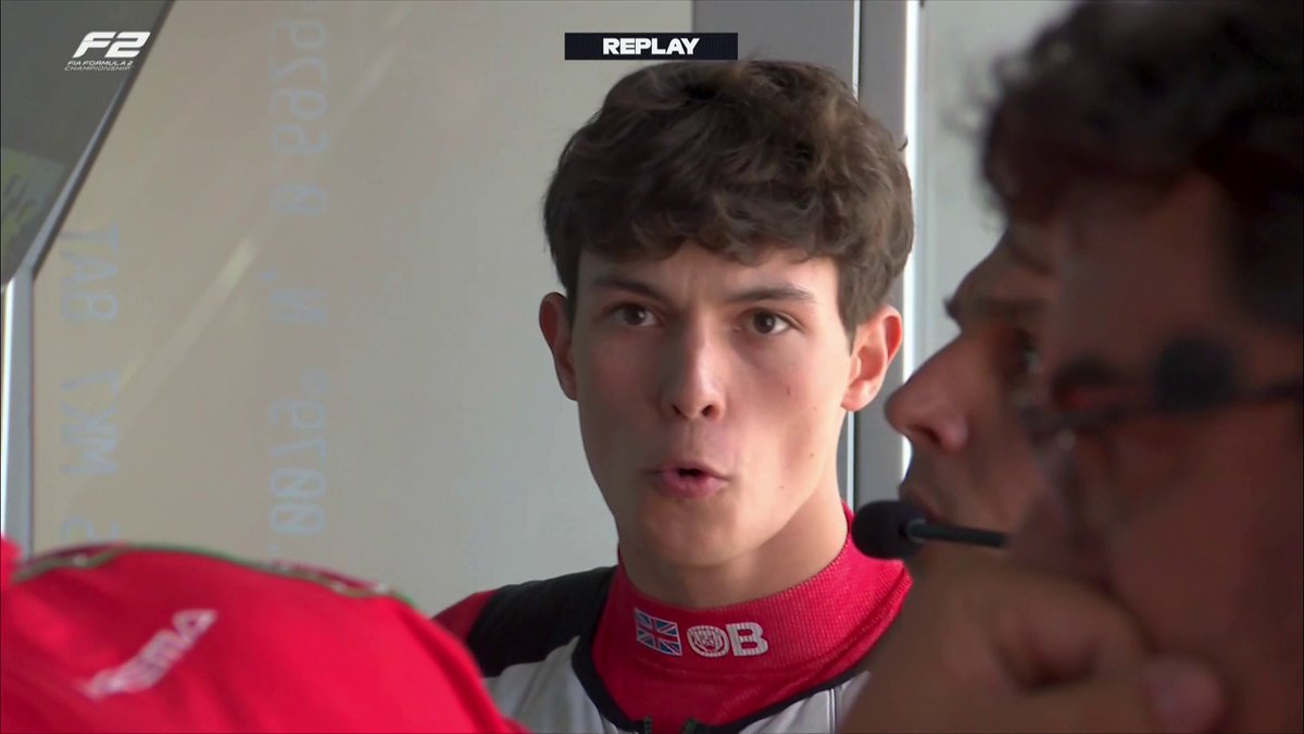 Ollie reacts to THAT near-miss in F2 😲