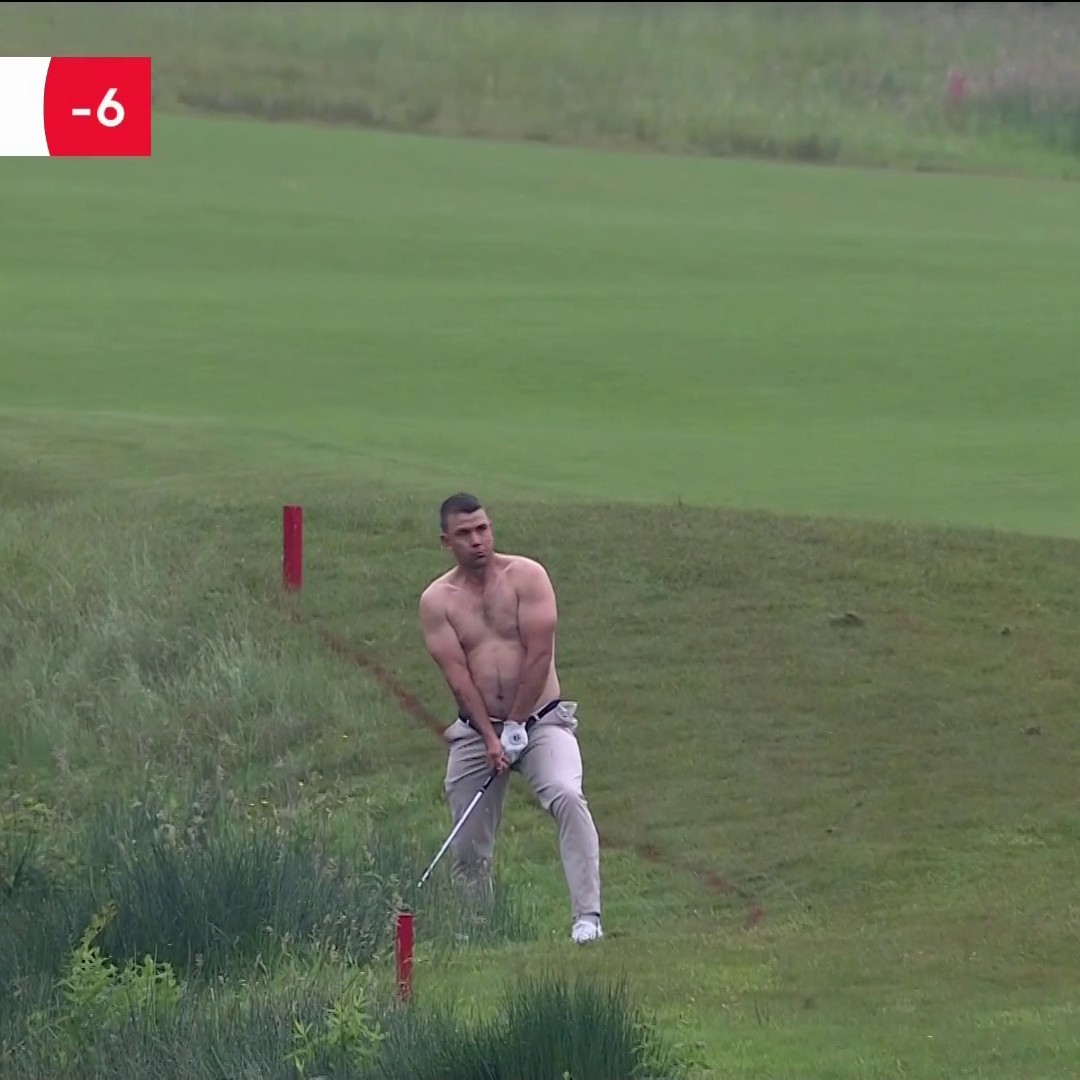 Louis de Jager took his shirt off in the middle of a golf tournament to hit a shot out of the water 🤣😅