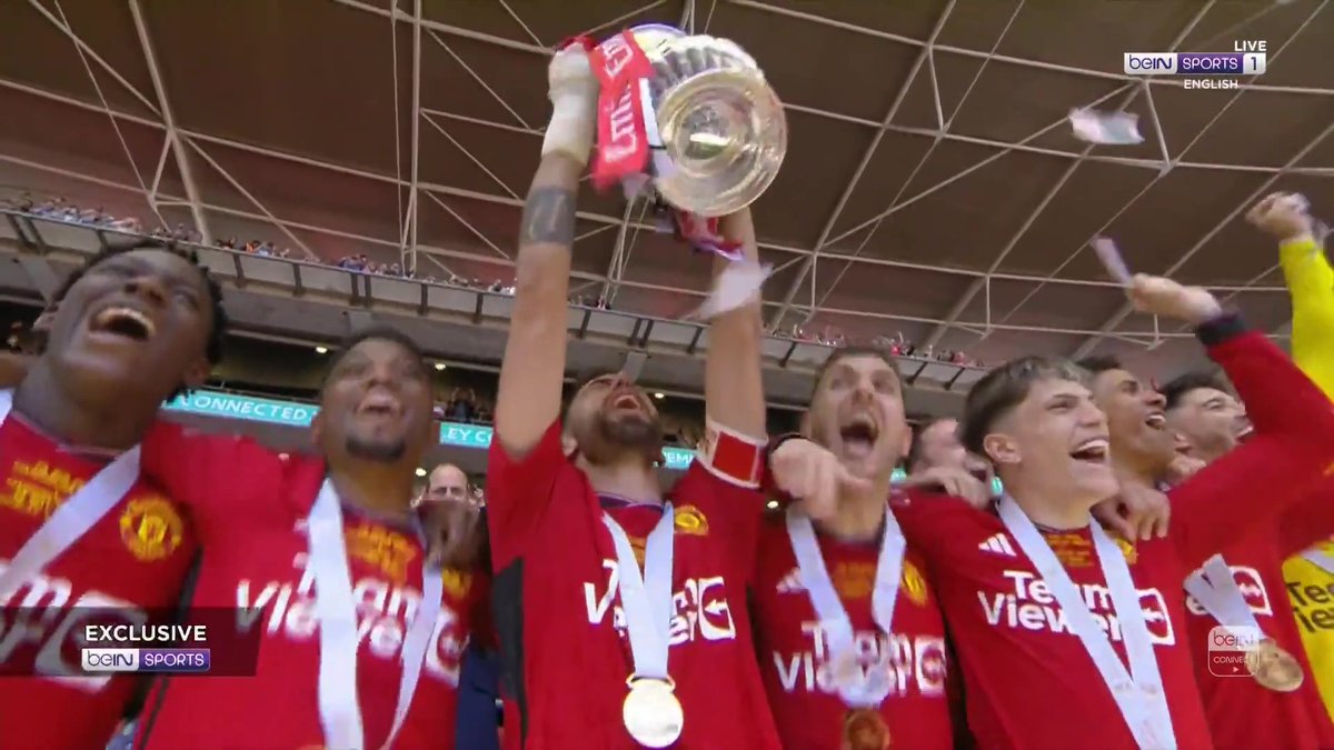I will never forget this moment. Look at what it means to Bruno Fernandes. That right there? That's my Captain.