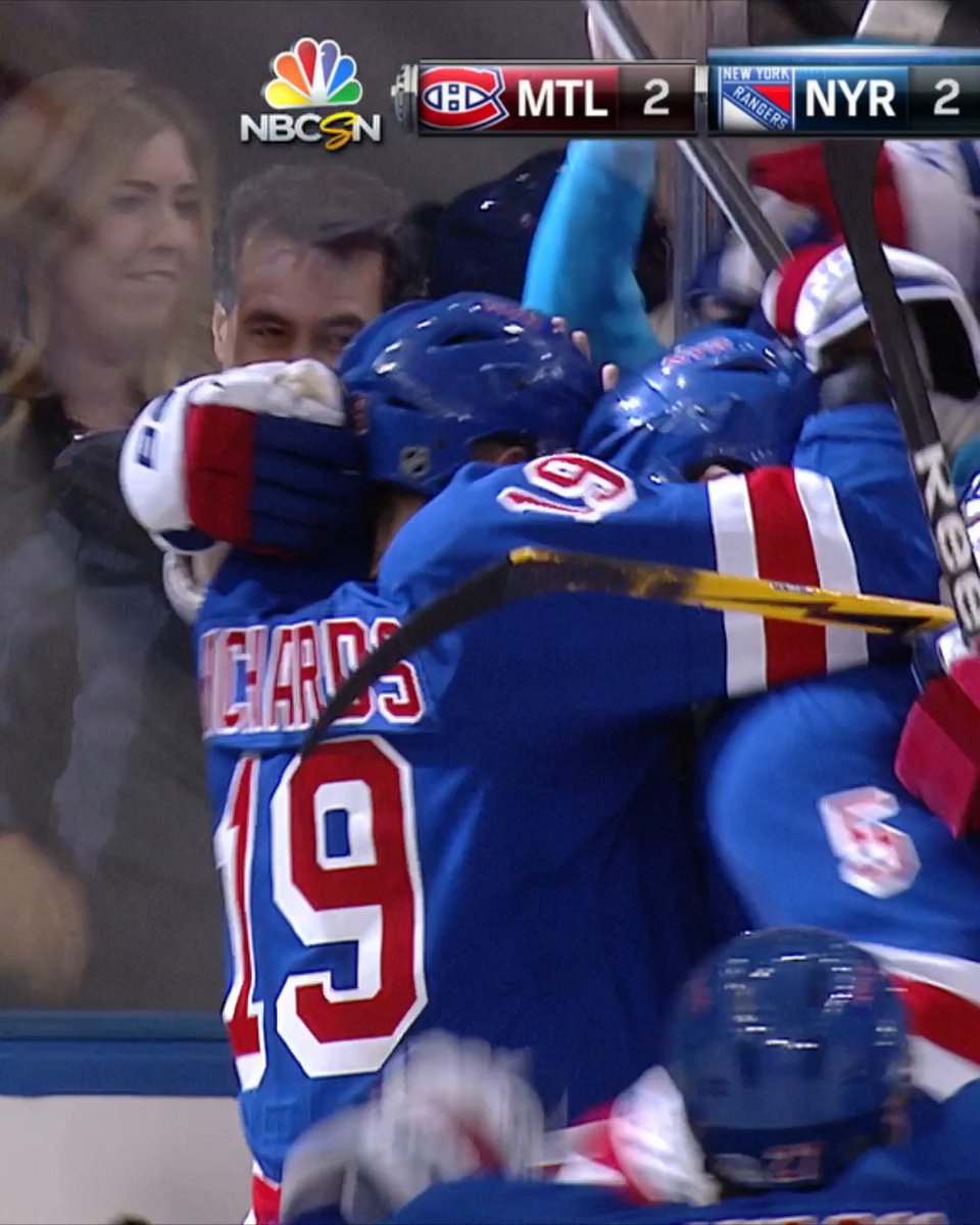Current x - Canadiens Montréal head coach and former New York Rangers player Martin St. Louis with the picked corner in OT on this day 10 years ago. 🙈 #StanleyCup 🗓️: May 25, 2014