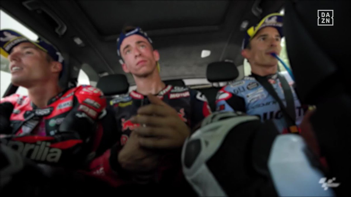 🔊 Aleix Espargaró: "¿En la salida te has tocado?" 🗣️ Marc Márquez: "En la curva dos, me he tirado por fuera. Claro, sales 14º, tienes que arriesgar". La charla después de la carrera al sprint. ¡ORO! #CatalanGP 🇪🇸 #MotoGP 🏁